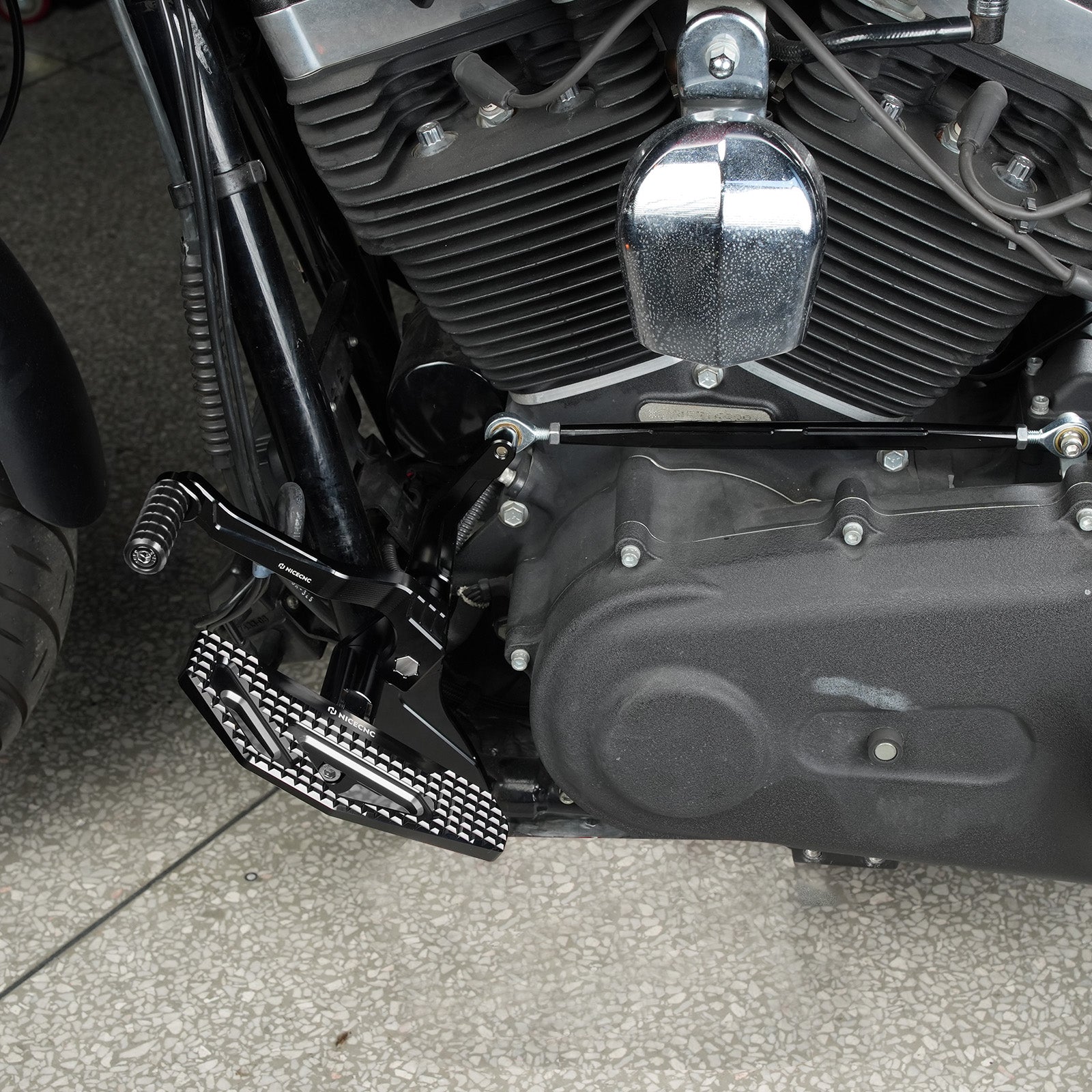 Forward Controls Kit For Harley Dyna Low Rider Street Bob Super Glide