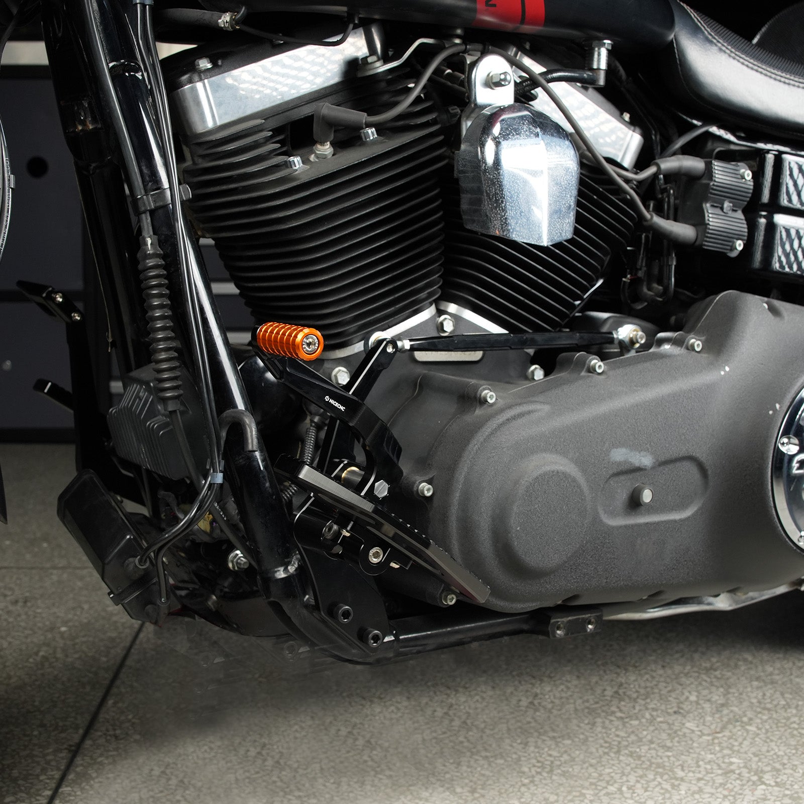 Forward Controls Kit For Harley Dyna Low Rider Street Bob Super Glide