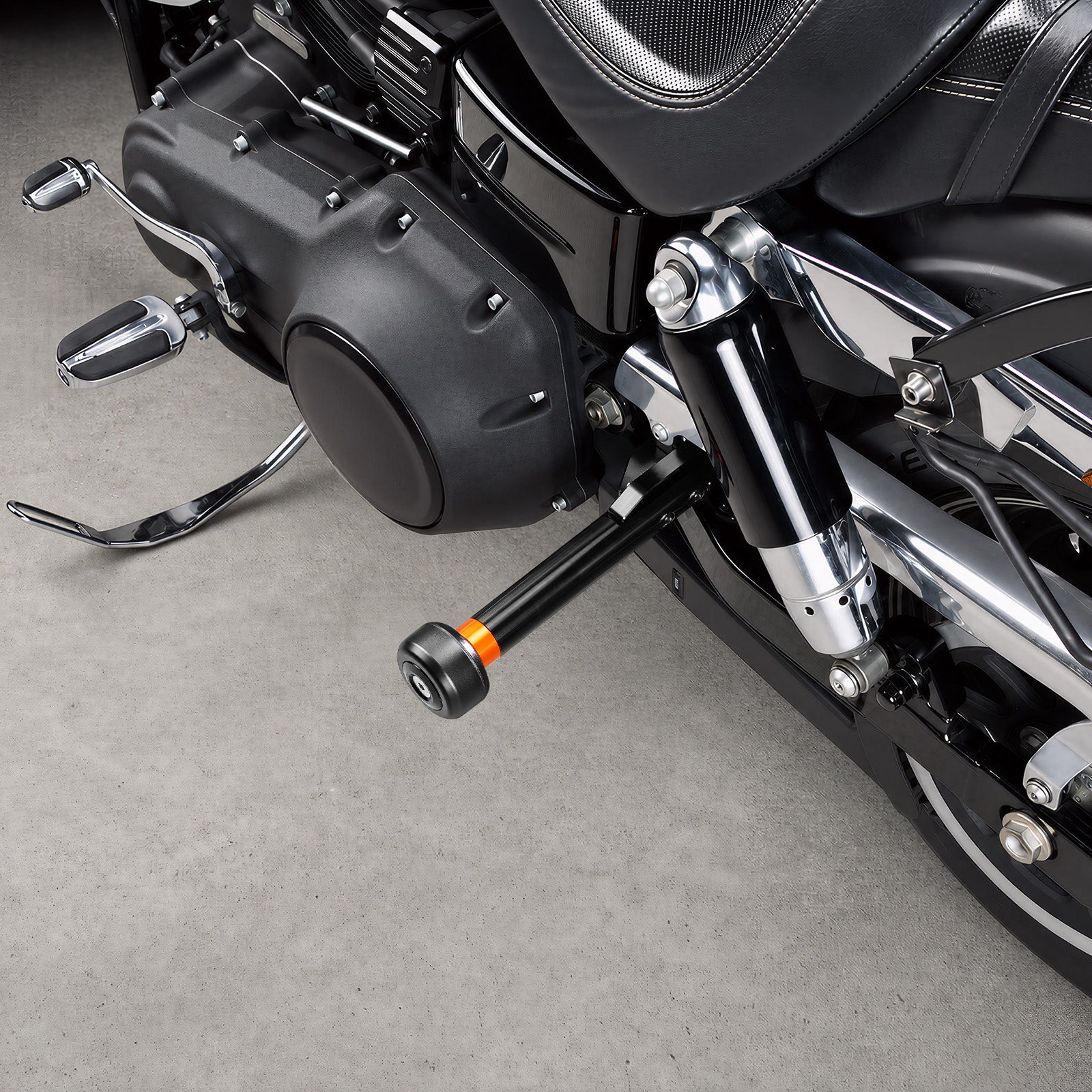 Rear Crash Bar Frame Engine Guard For Harley Dyna Low Rider Street Bob Wide Glide 06-17