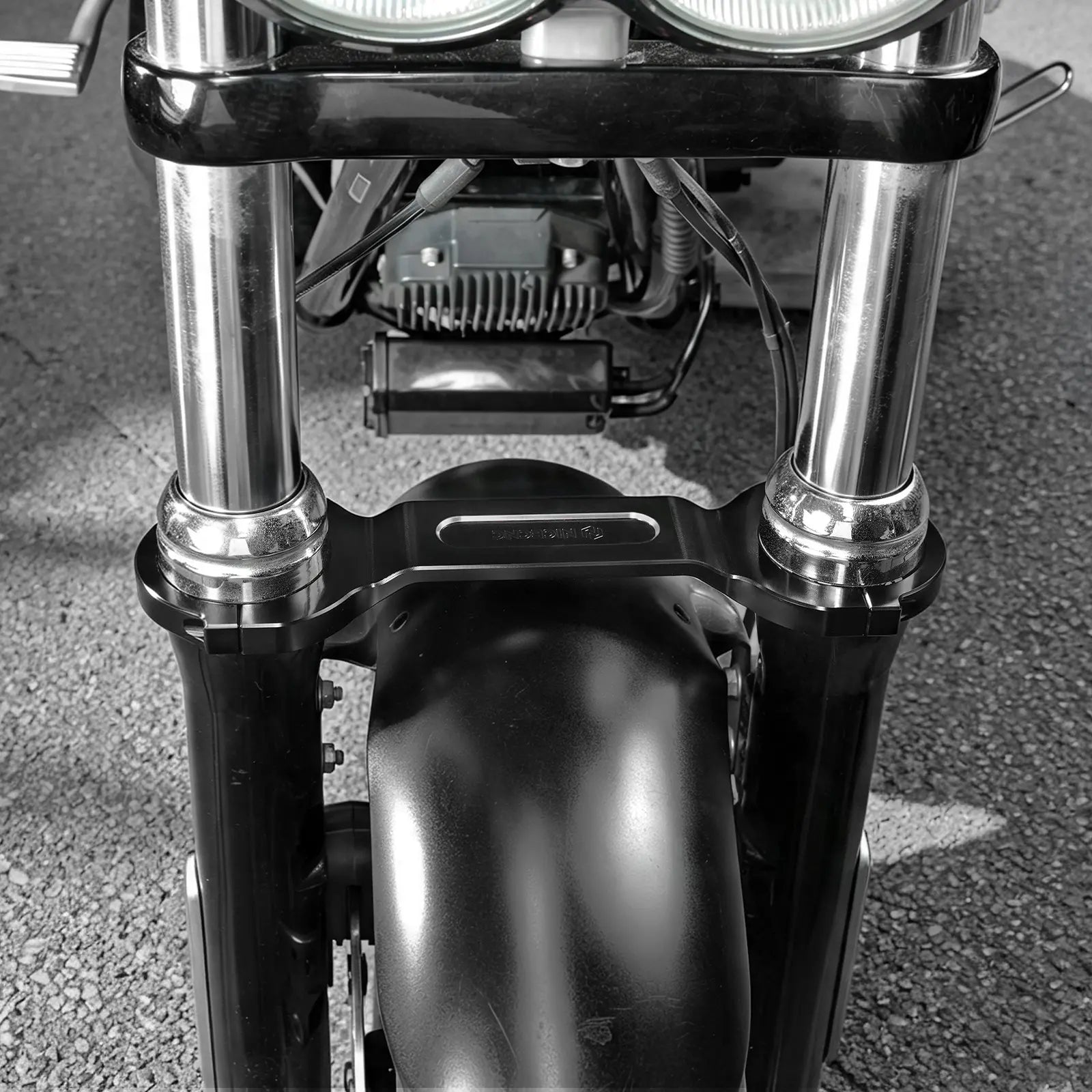 Fork Brace Stabilizer Leg Brace For Harley Dyna Street Bob Low Rider Fat Bob Super Glide