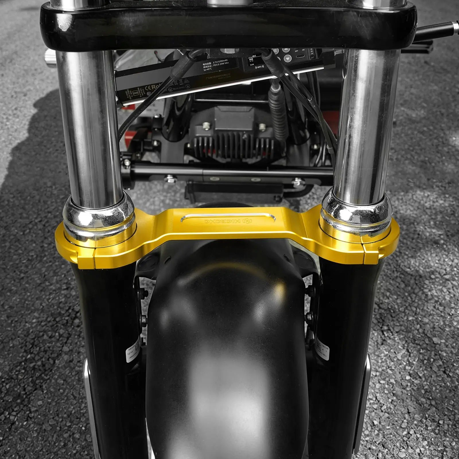 Fork Brace Stabilizer Leg Brace For Harley Dyna Street Bob Low Rider Fat Bob Super Glide