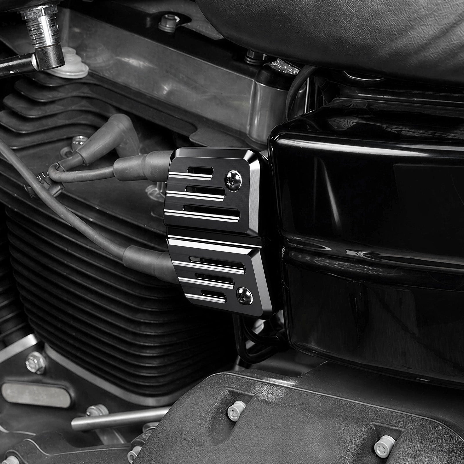 Ignition Coil Cover For Harley Dyna Low Rider Street Bob Wide Glide 2006–2017
