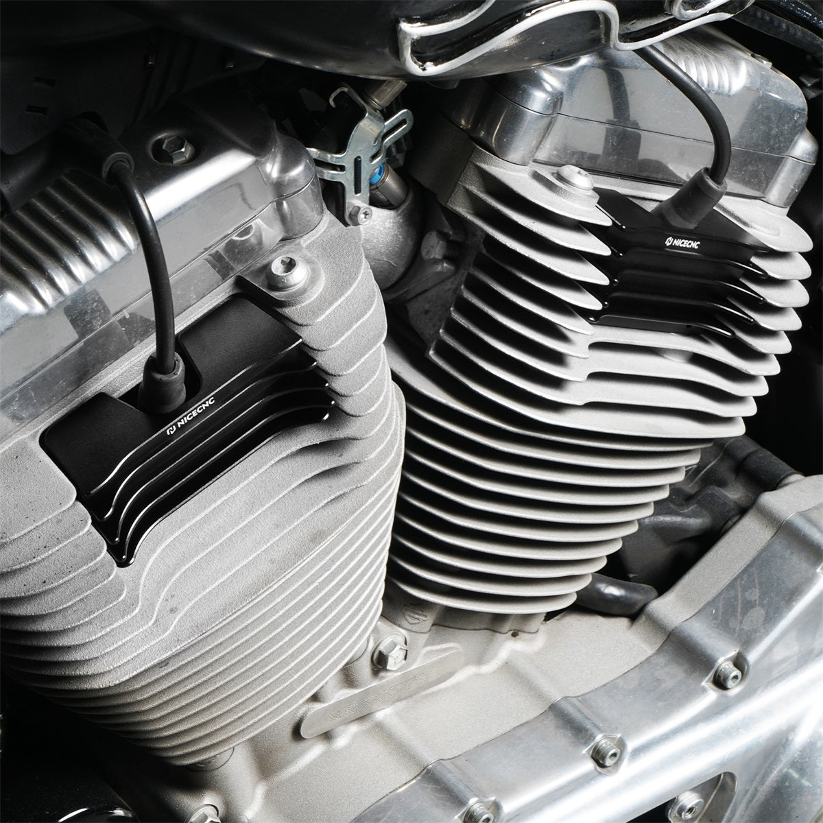 Spark Plug Head Bolt Decorative Covers For Harley Sportster 1200 48 XL Iron 883 XL883N