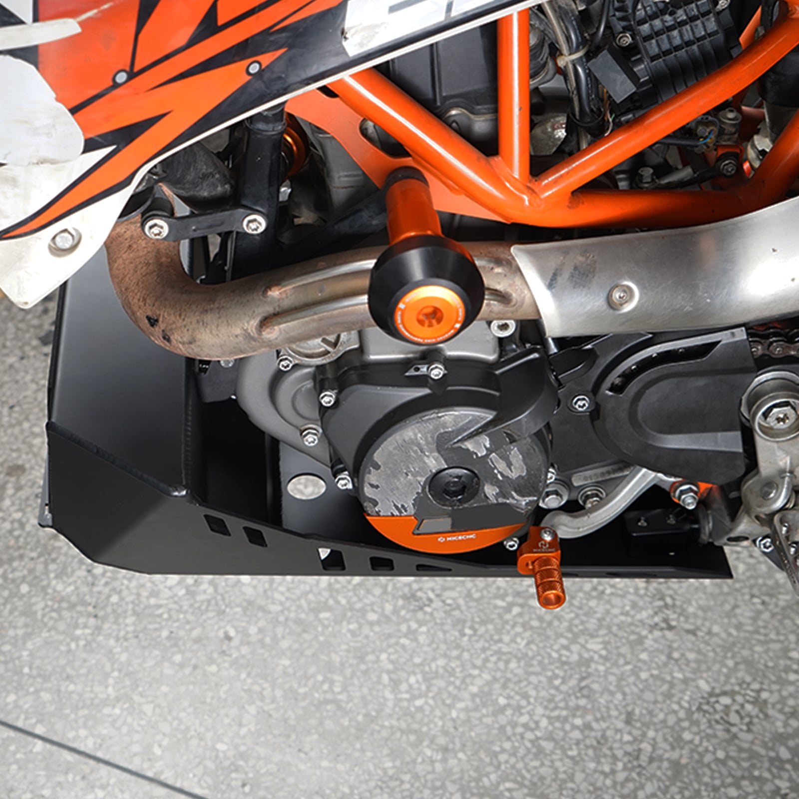 Skid Plate Engine Guard w/Built-in Toolbox For Husqvarna 701 Enduro Supermoto 2016-2025