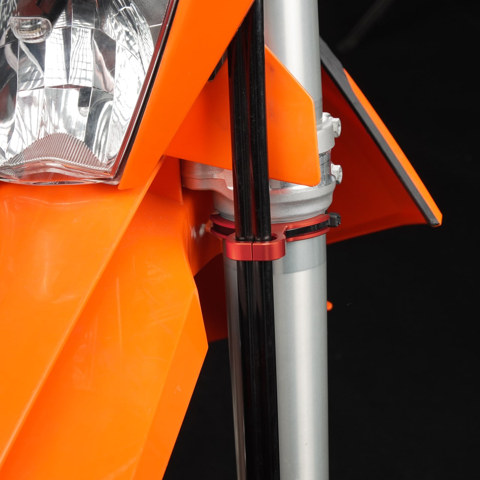 Front Brake Hose Line Guide Clamp Holder For KTM 125–500 XC SX EXC XCW 2004-2026