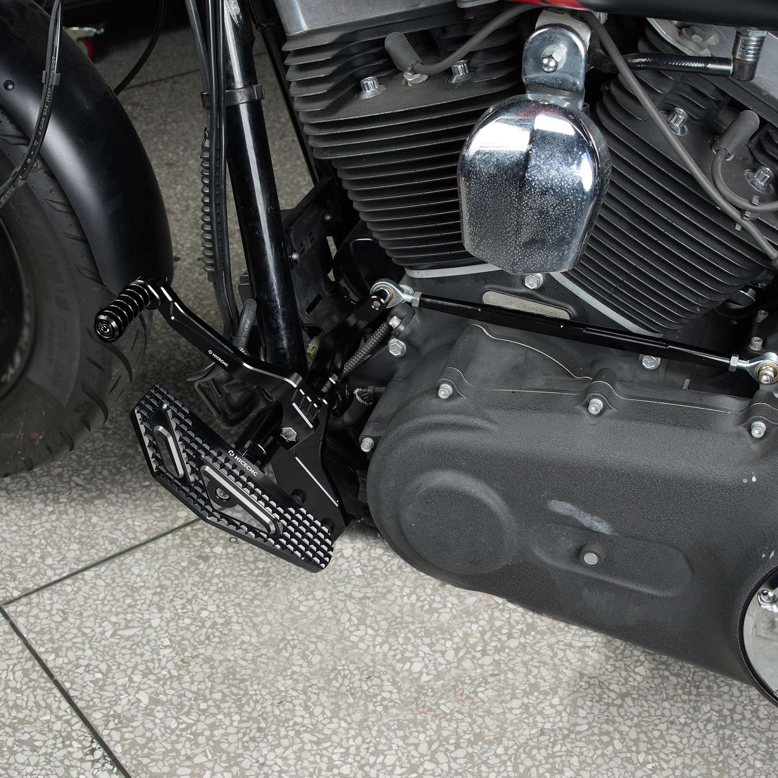 Forward Controls Kit For Harley Dyna Low Rider Street Bob Super Glide