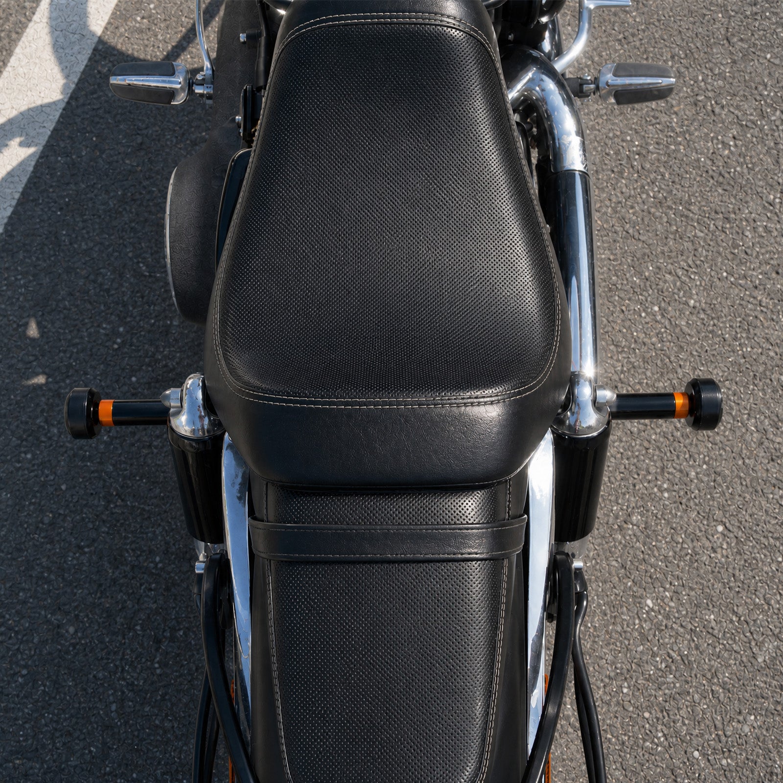 Rear Crash Bar Frame Engine Guard For Harley Dyna Low Rider Street Bob Wide Glide 06-17