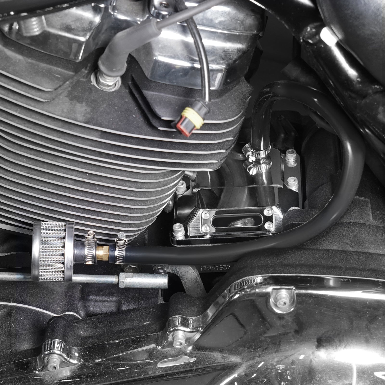 Chrome M8 Engine Vented Transmission Top Cover For Harley Road King Street Glide