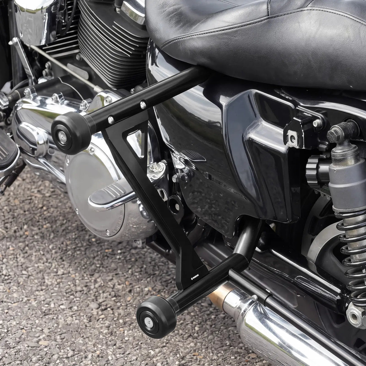 Rear Crash Bar Saddlebag Guard For Harley Road King Electra Street Glide