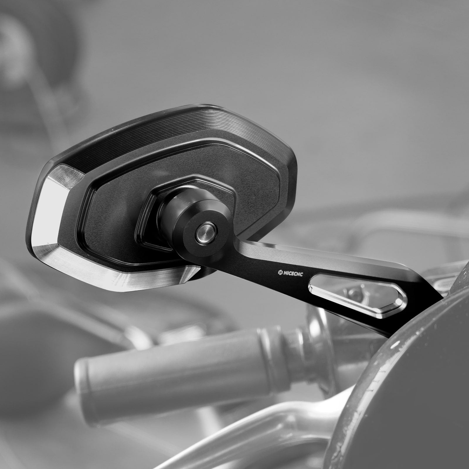 Convex Rear View Mirrors For Harley Sportster 1200 883 XL Softail Standard Dyna Super Glide