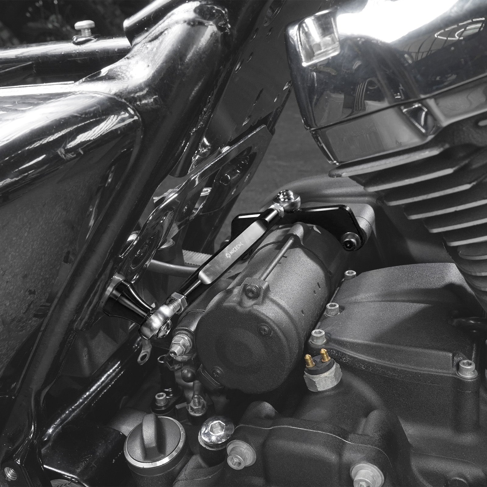 M8 Touring Frame Stabilizer Kit For Harley Road King Street Glide CVO Road Glide