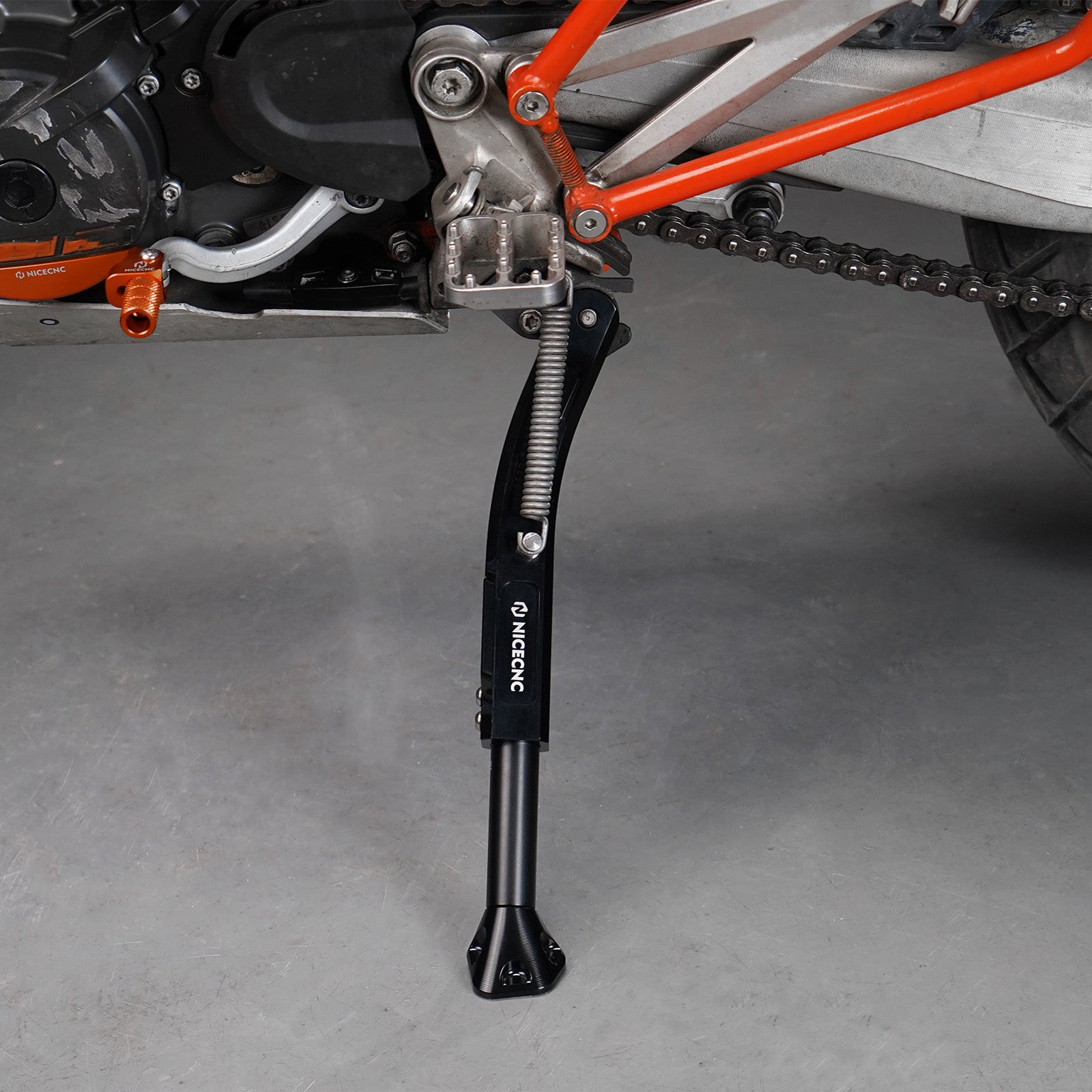 Adjustable Kickstand + Lower Larger Footpegs For KTM 690 Enduro SMC R 2008-2024