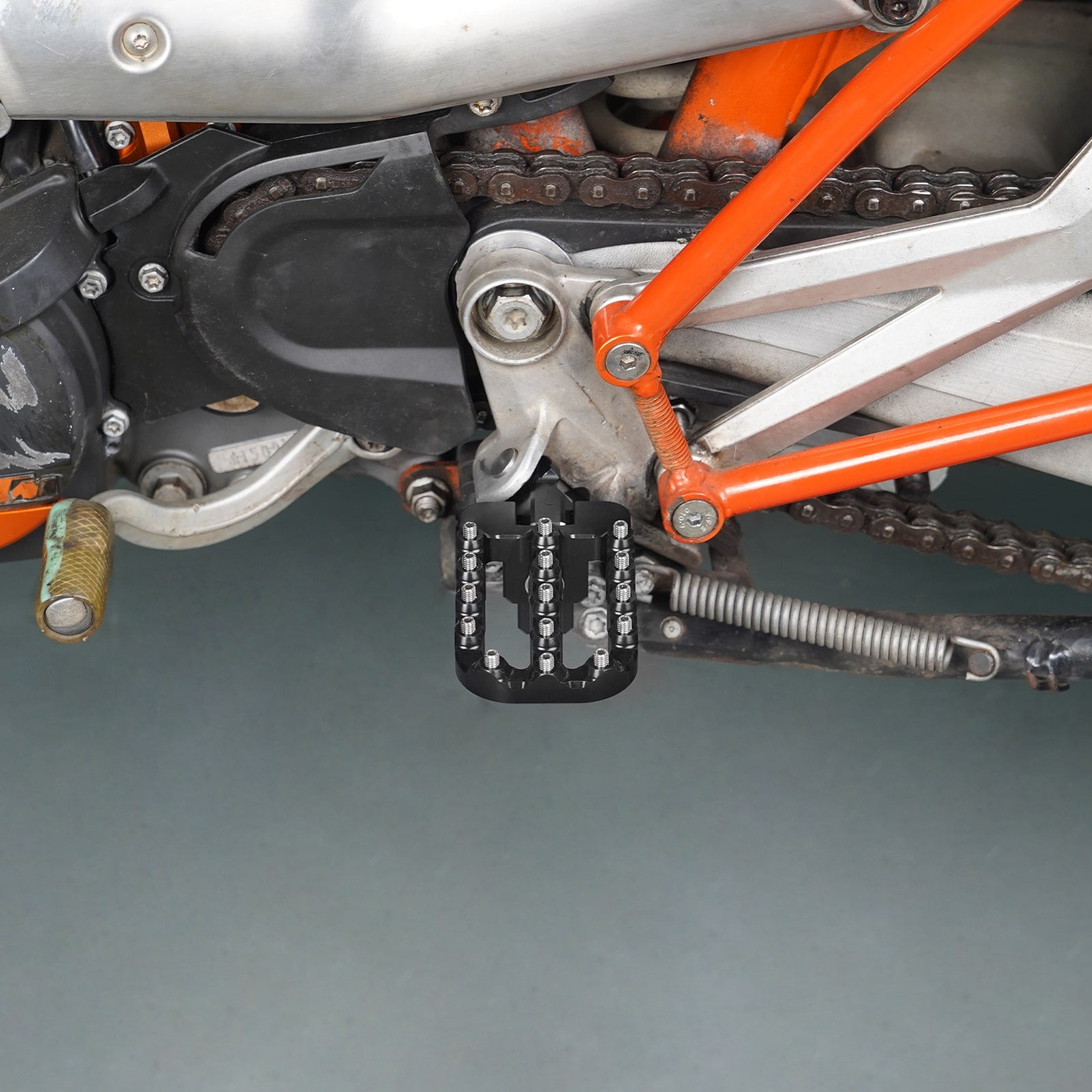 Adjustable Kickstand + Lower Larger Footpegs For KTM 690 Enduro SMC R 2008-2024