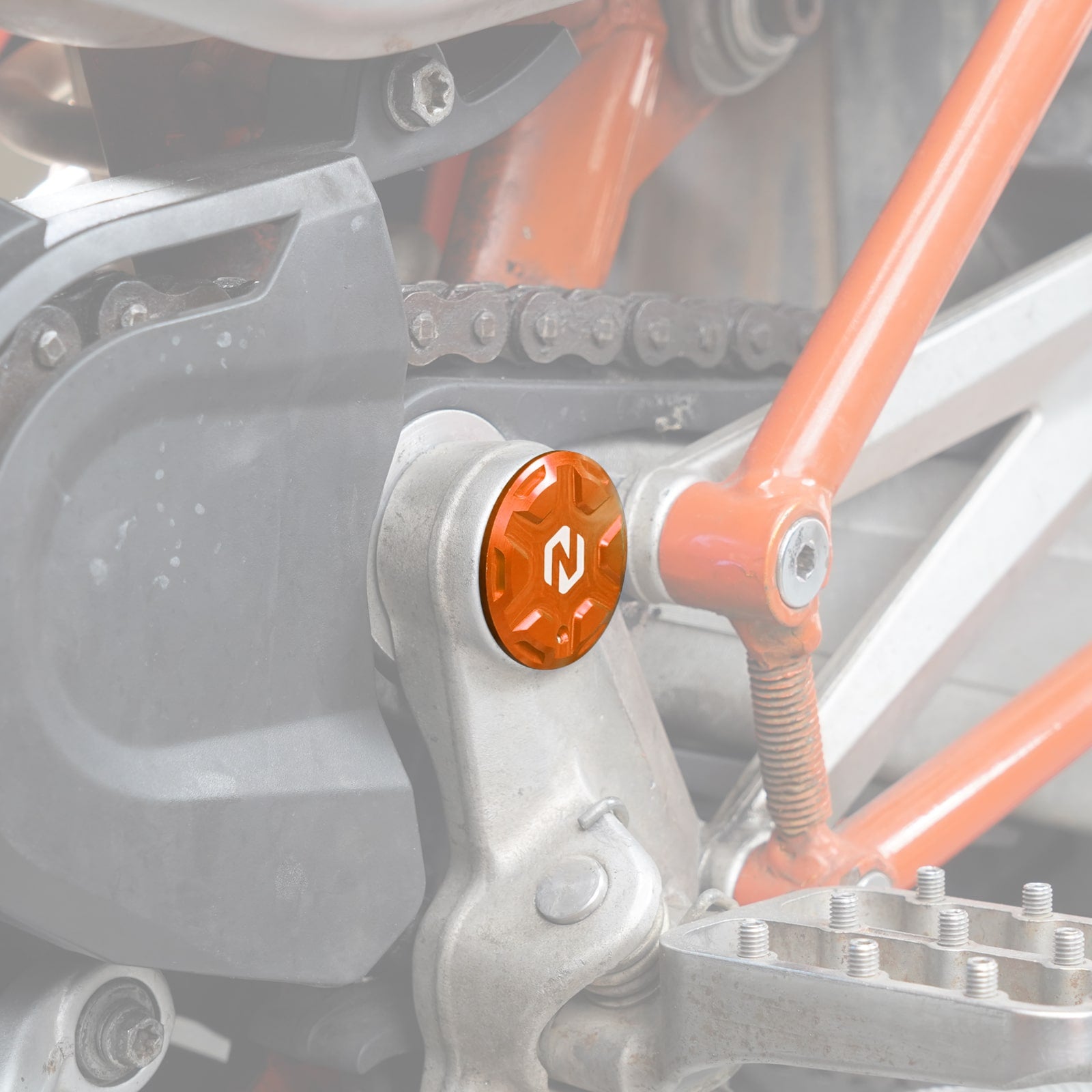 Swingarm Pivot Hole Plugs Covers For Husqvarna 701 Enduro Supermoto SM 2016–2025